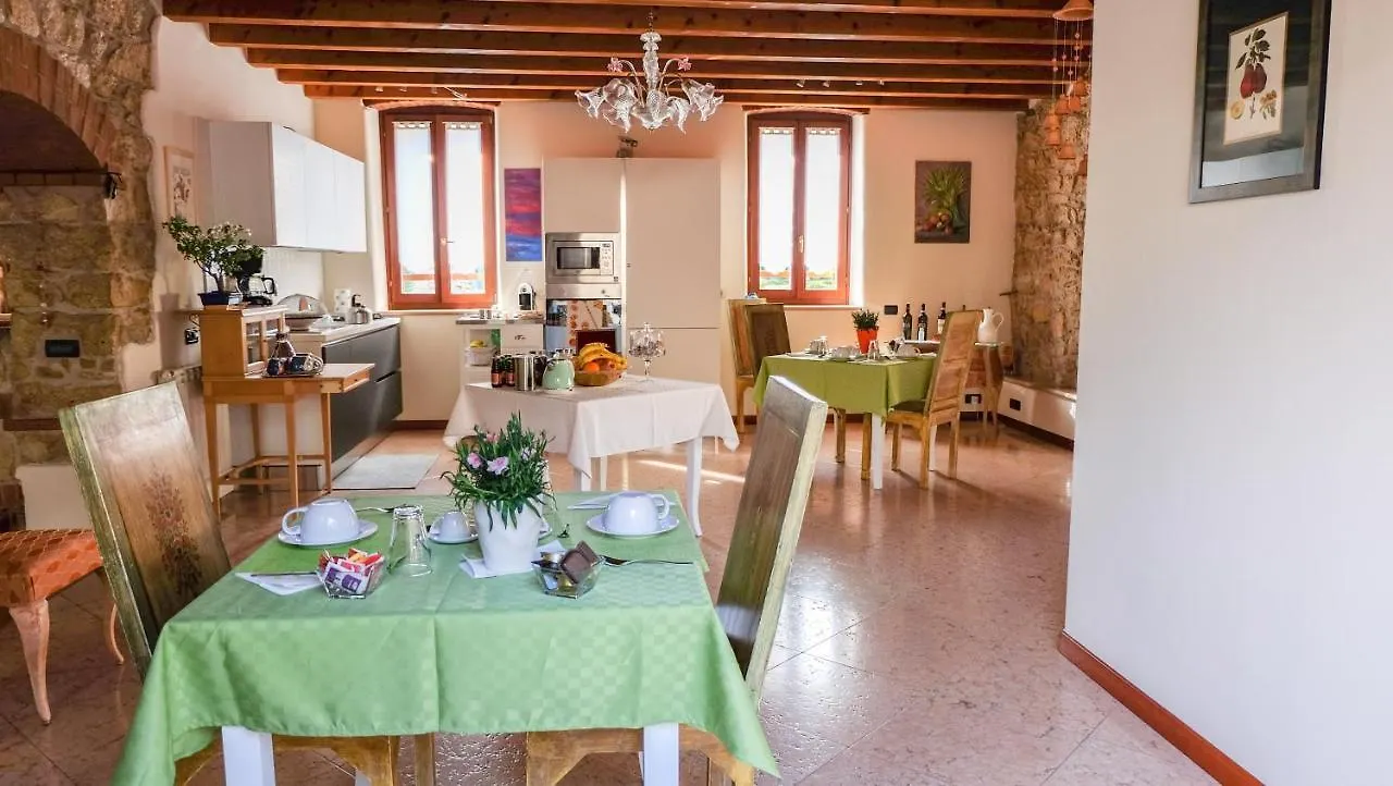 ベッド・アンド・ブレックファスト B&B Quintarelli サン・ピエトロ・イン・カリアーノ イタリア